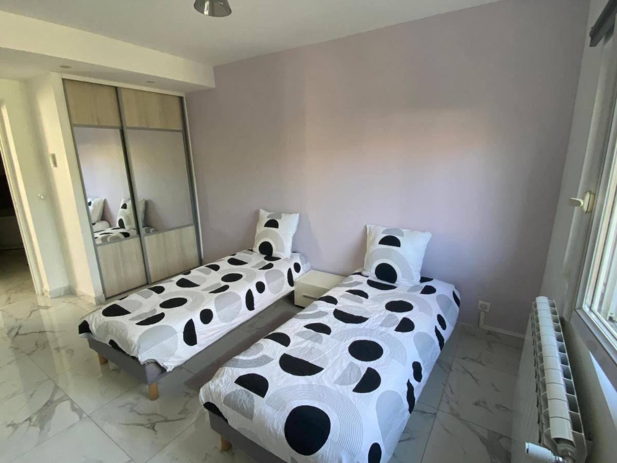 Appartement 3 Pièces climatisé en rez de jardin avec piscine à Villeneuve-Loubet Extérieur photo